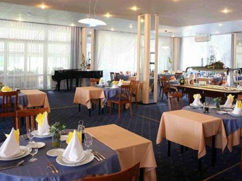 Hotel Lux Banská Bystrica Exterior foto